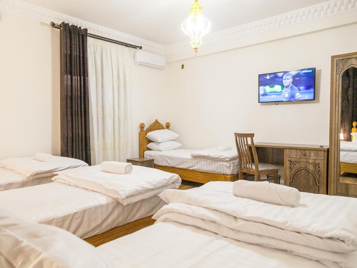 Royal Bukhara Hotel Екстер'єр фото