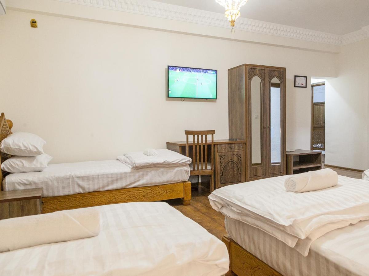 Royal Bukhara Hotel Екстер'єр фото