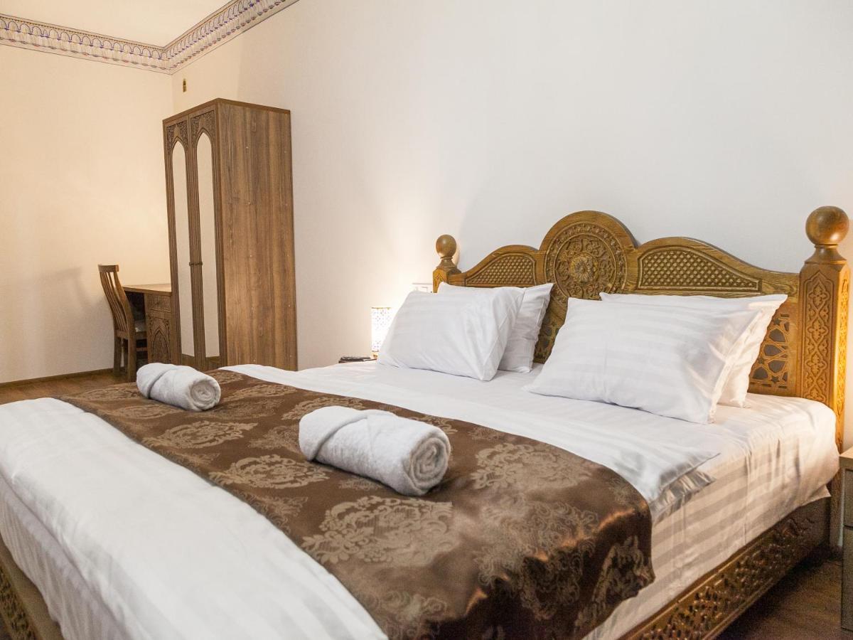 Royal Bukhara Hotel Екстер'єр фото