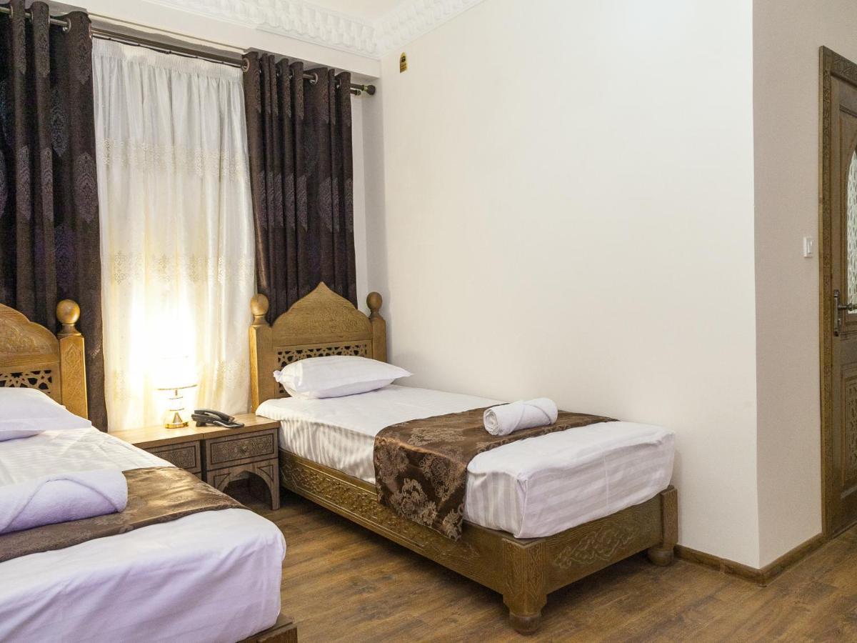 Royal Bukhara Hotel Екстер'єр фото