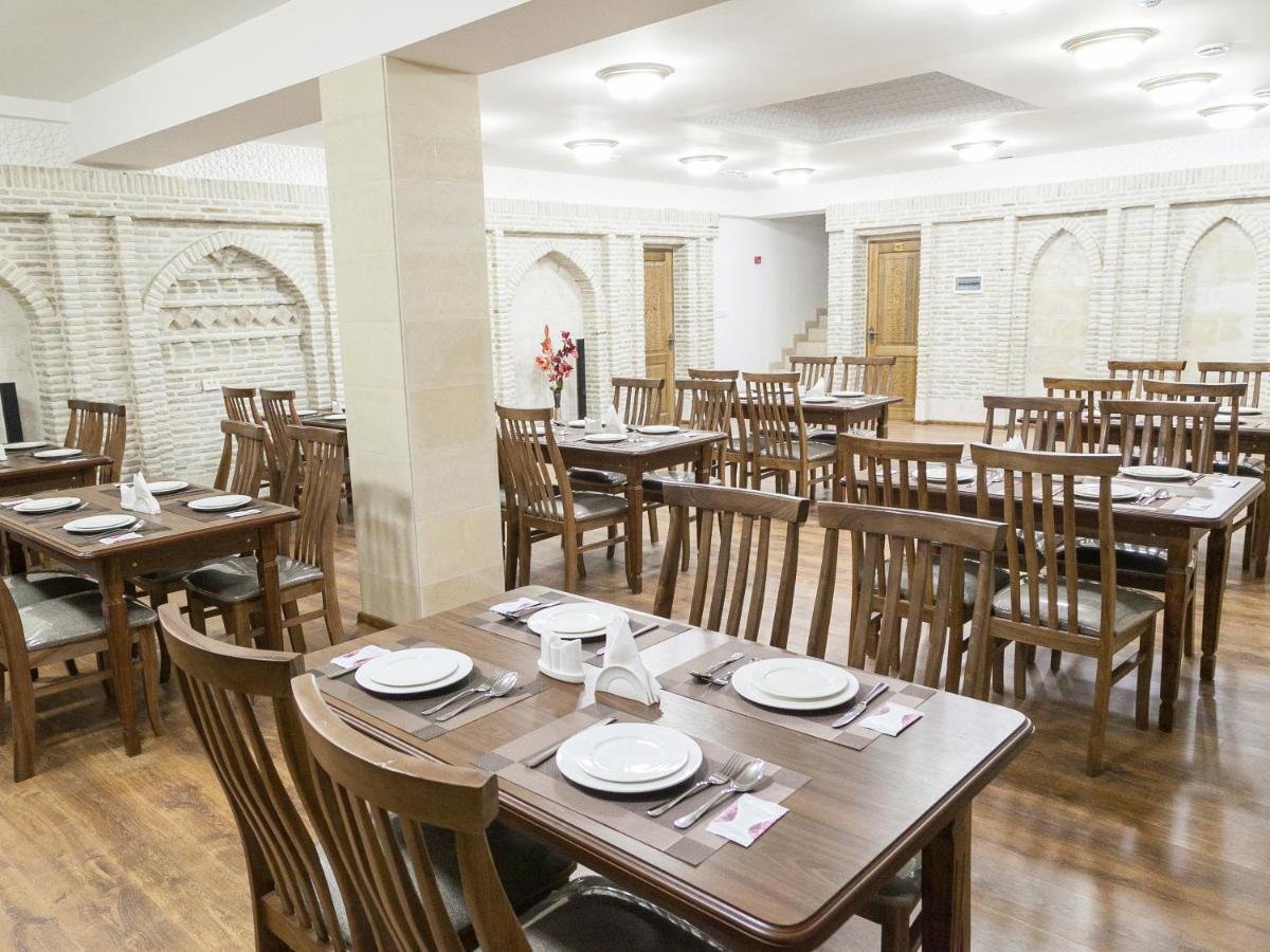 Royal Bukhara Hotel Екстер'єр фото